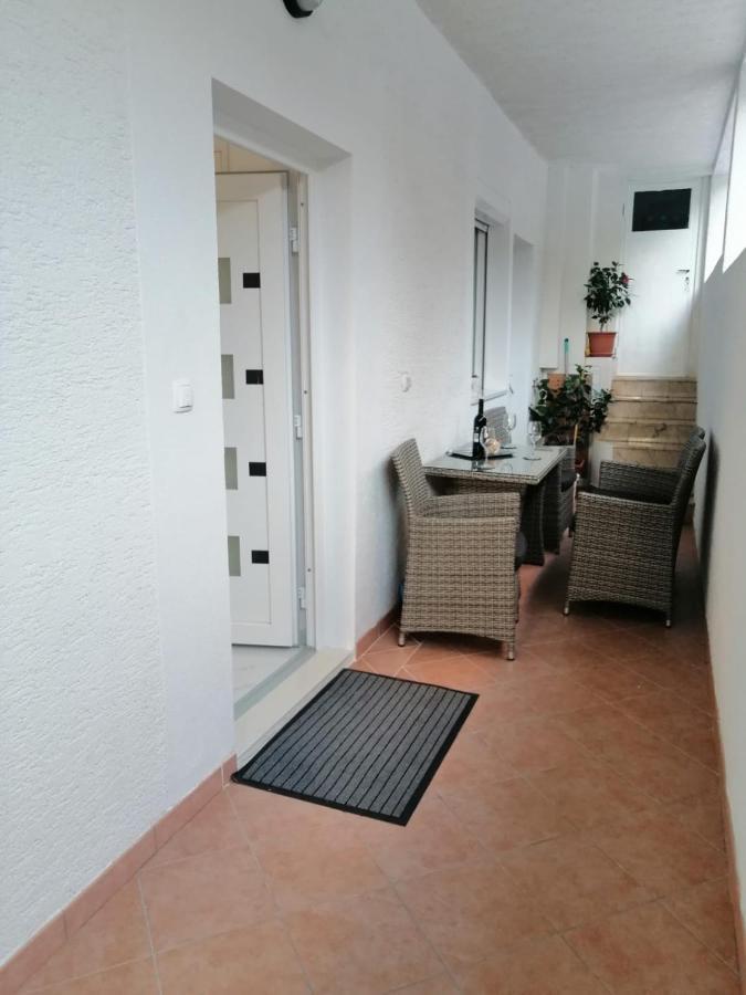 Apartmani Marivo Baska Voda Exterior photo