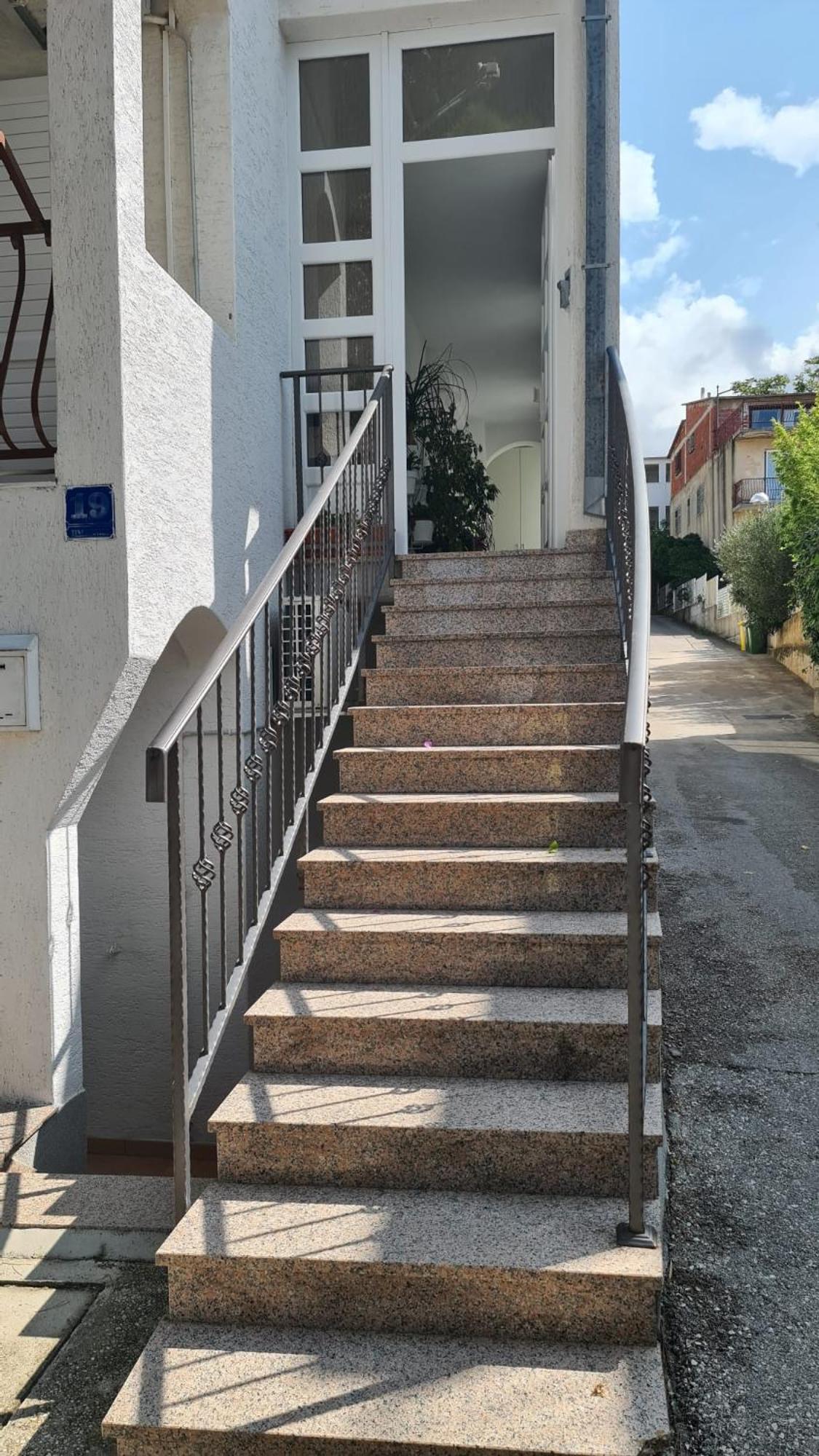 Apartmani Marivo Baska Voda Exterior photo
