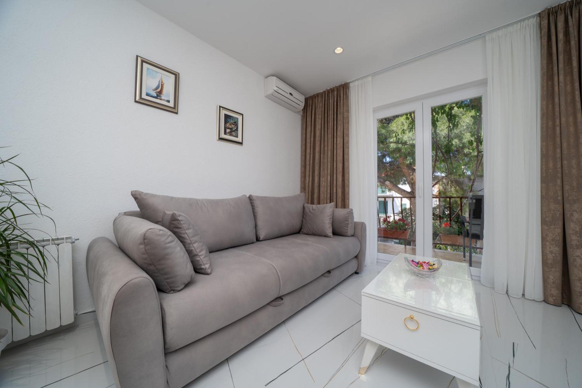Apartmani Marivo Baska Voda Exterior photo