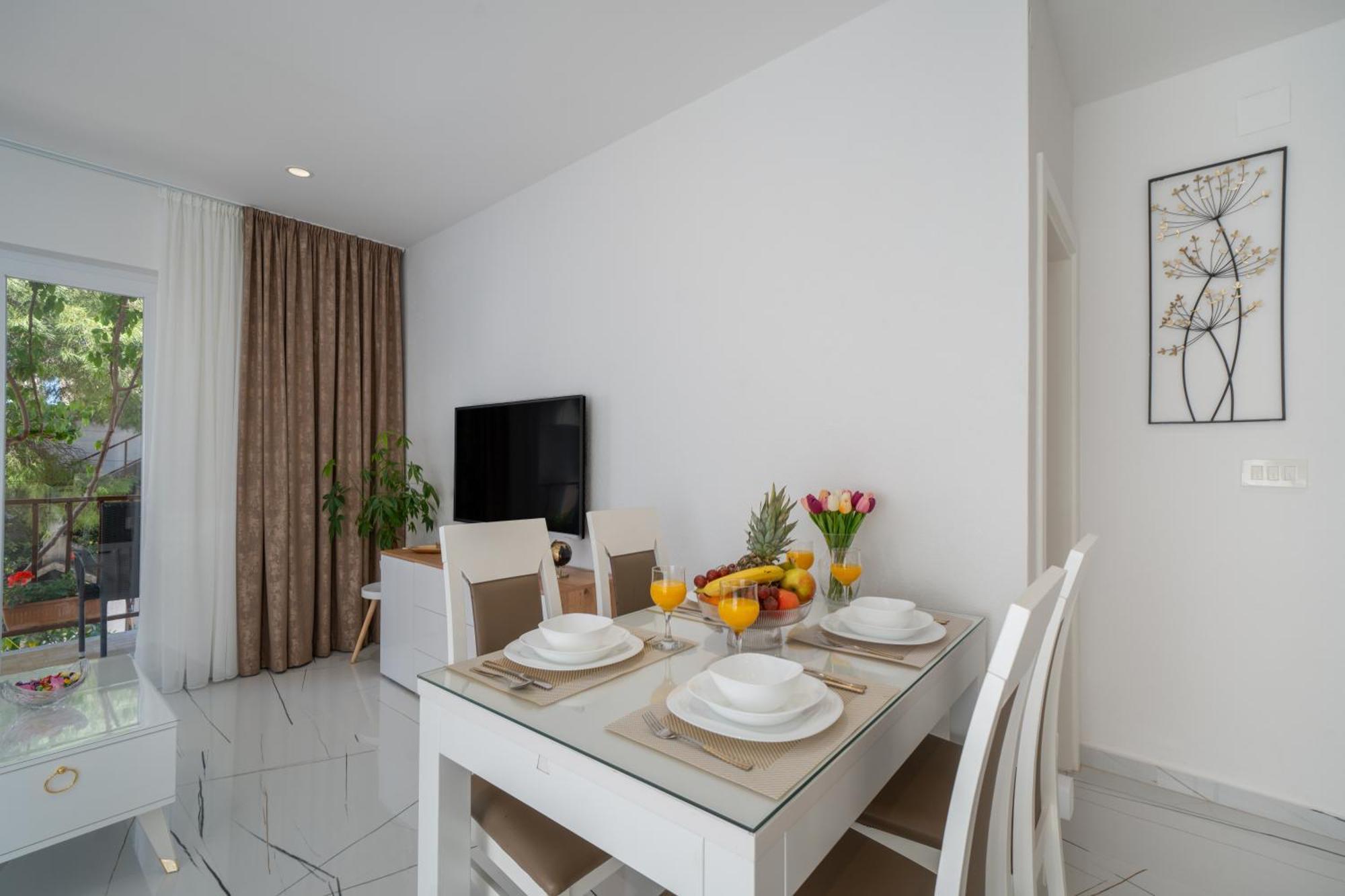 Apartmani Marivo Baska Voda Exterior photo